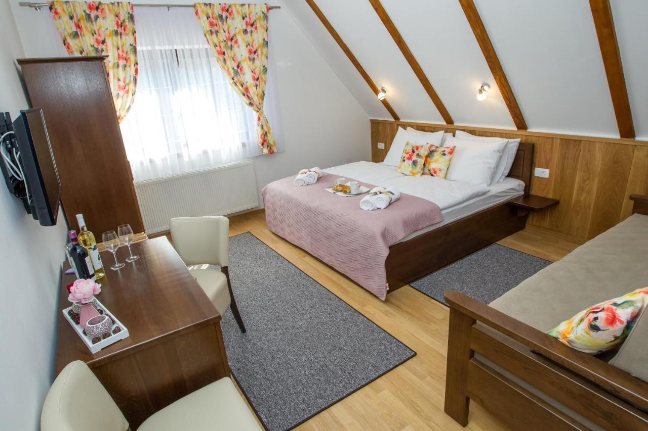 B&B Lady Of The Lake Jezerce Εξωτερικό φωτογραφία