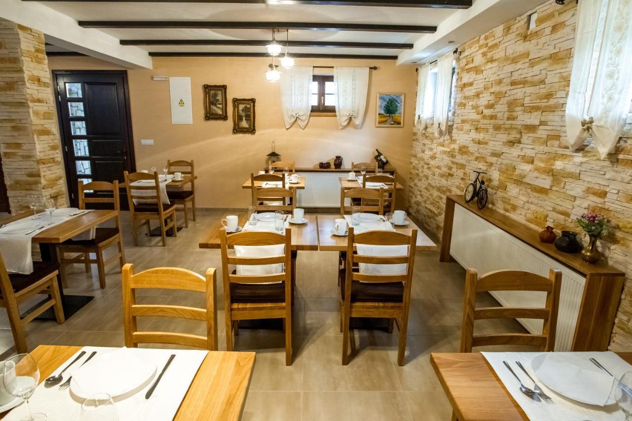 B&B Lady Of The Lake Jezerce Εξωτερικό φωτογραφία