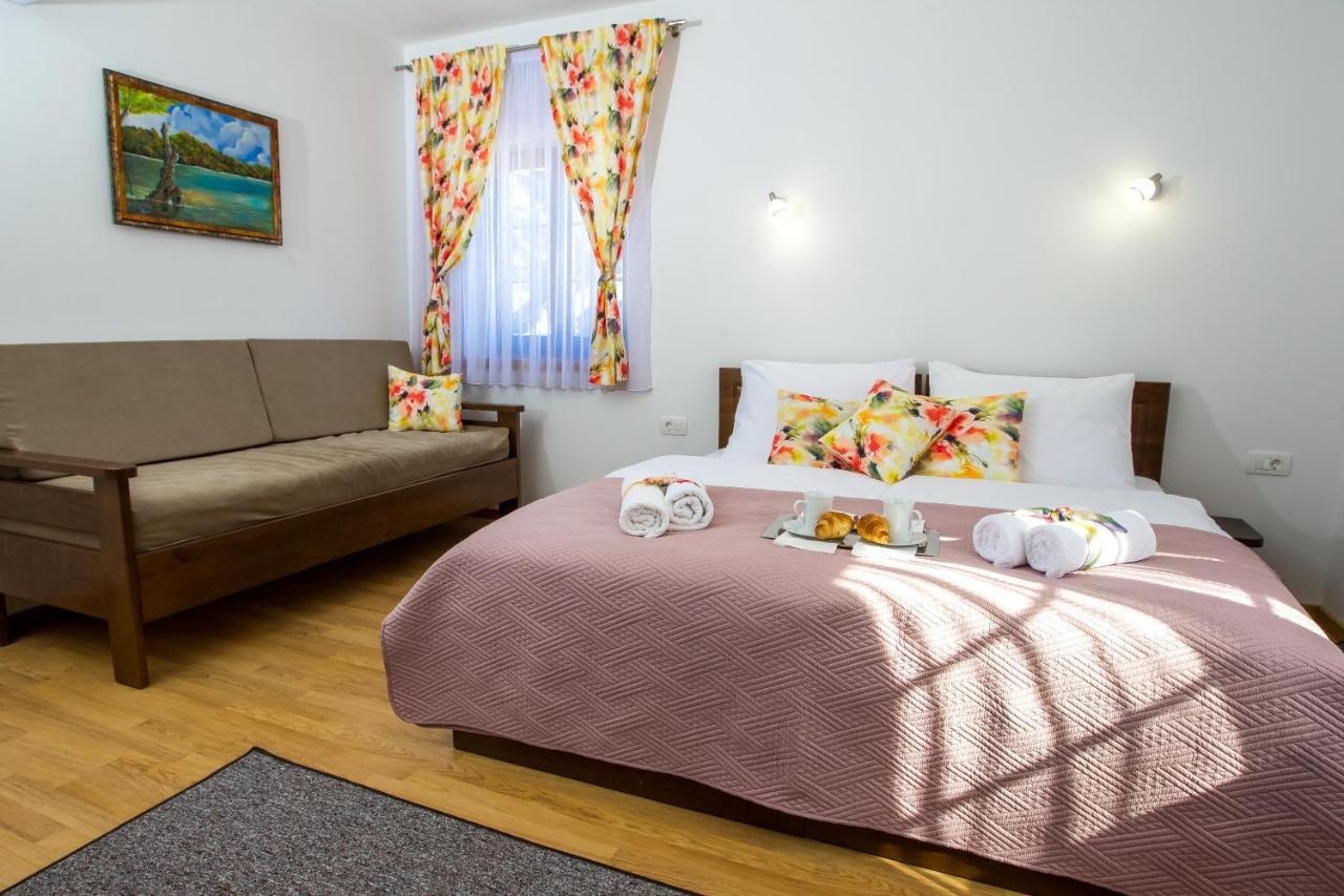 B&B Lady Of The Lake Jezerce Εξωτερικό φωτογραφία