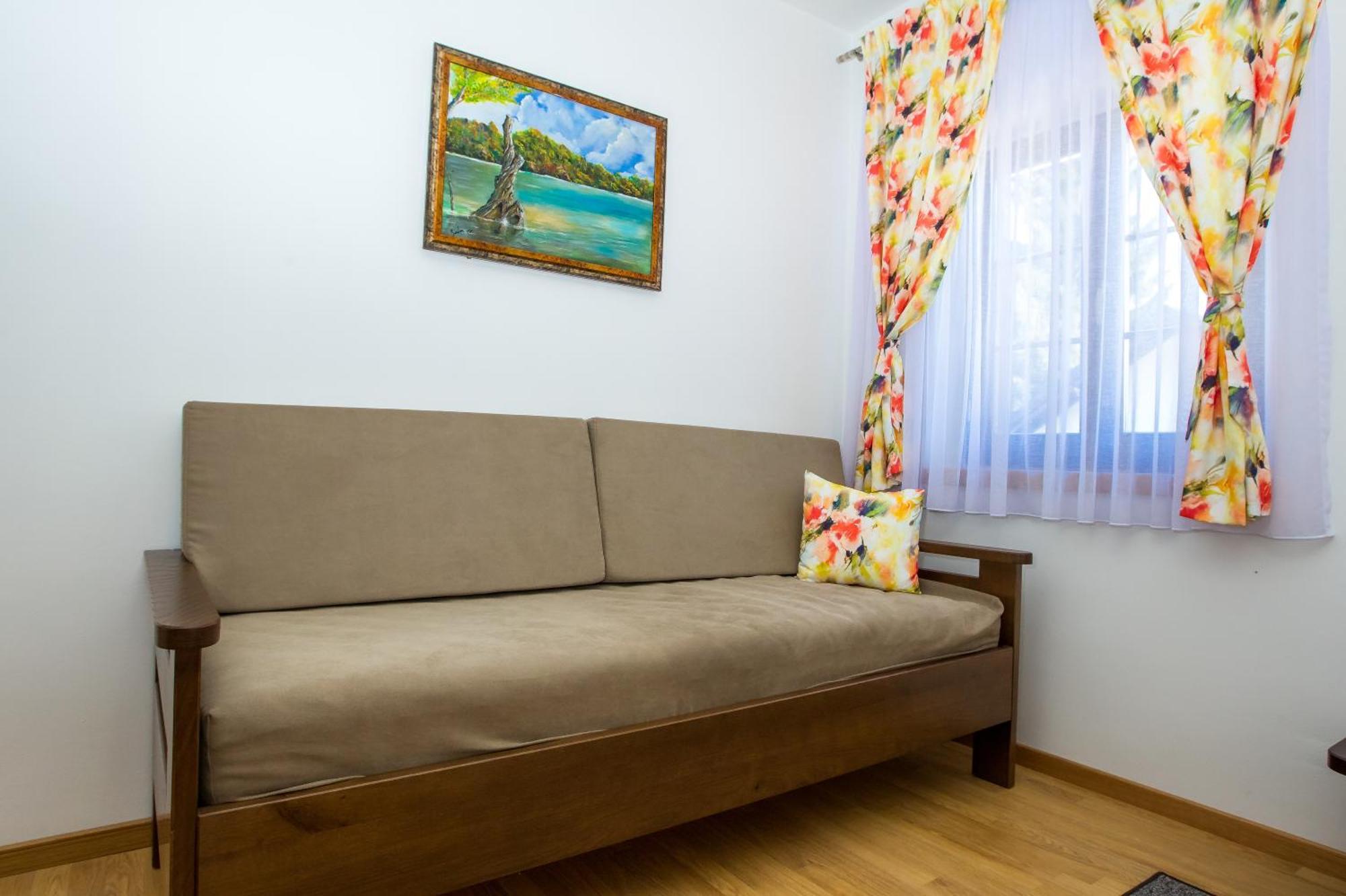 B&B Lady Of The Lake Jezerce Δωμάτιο φωτογραφία